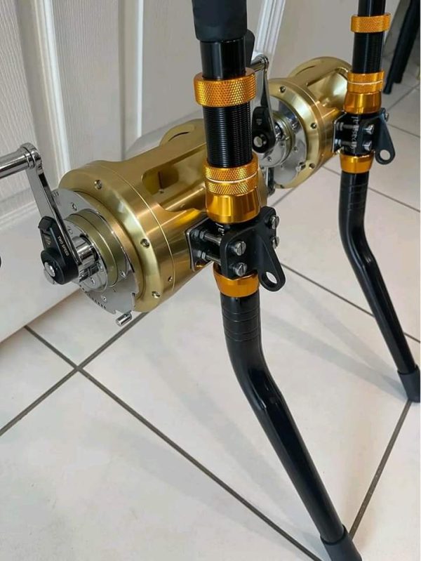 2 New Shimano Tiagra 80W 2 Speed reels with rod - Image 3