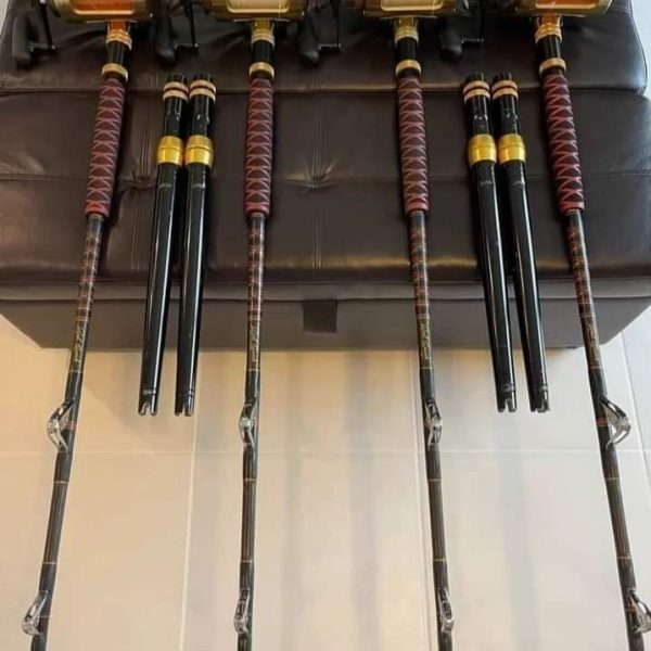 4 Shimano Tiagra 80W 2 Speed reels with rods - Image 3