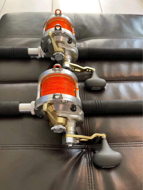 2 Shimano Talica 20II 2 speed reels with rod - Image 2