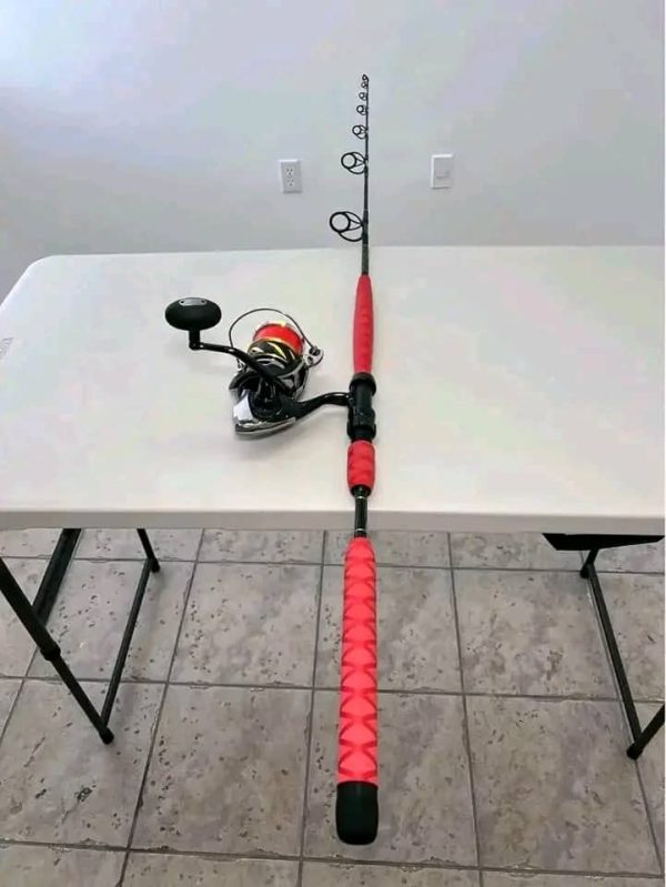 Shimano Stella 20K on custom jigging rod - Image 3