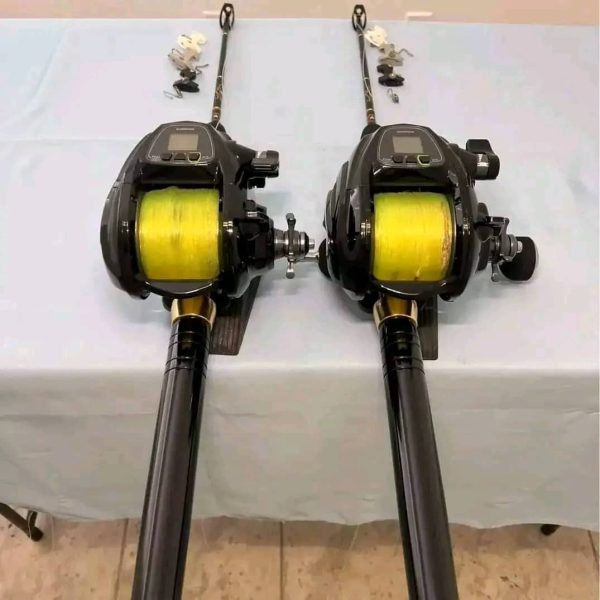 2 barely used ForceMaster 9000 electric reels
