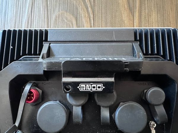 Used Garmin Ultra 106sv with Gt56UHD TM Transducer - Image 5