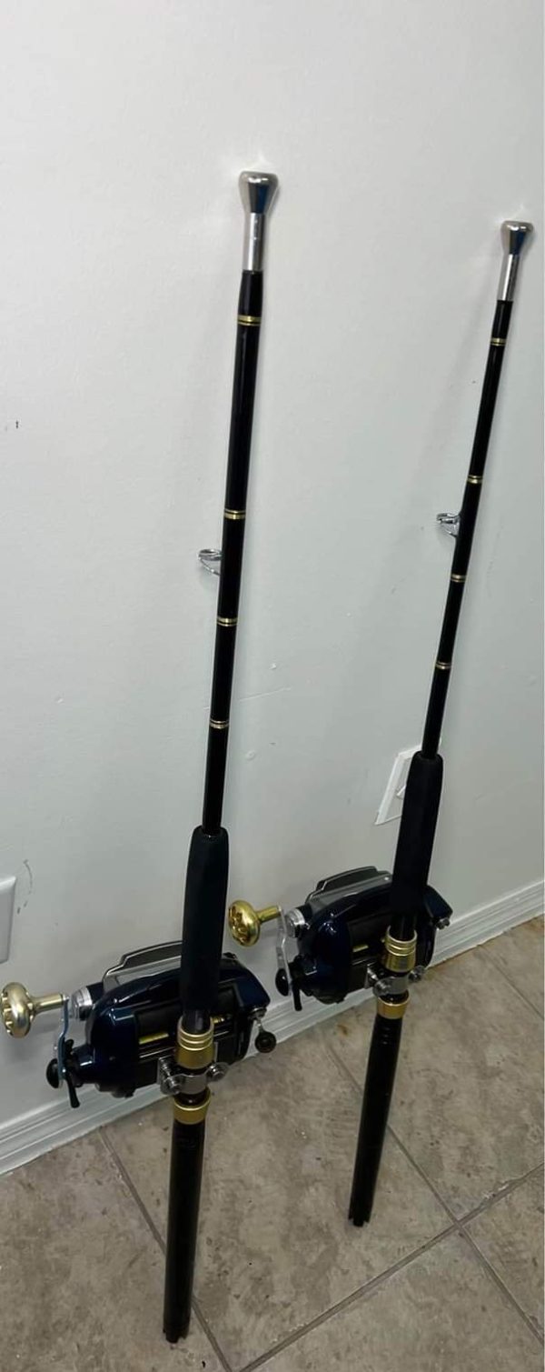 2 Shimano Tanacom 1000 bull electric reels and rods - Image 5